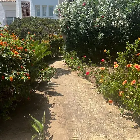 Monteros Palm Beach, Private Garden, Front