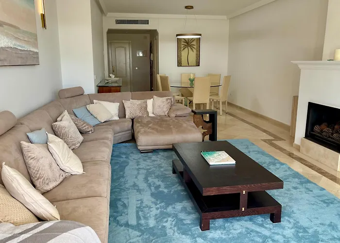 Monteros Palm Beach, Private Garden, Front *